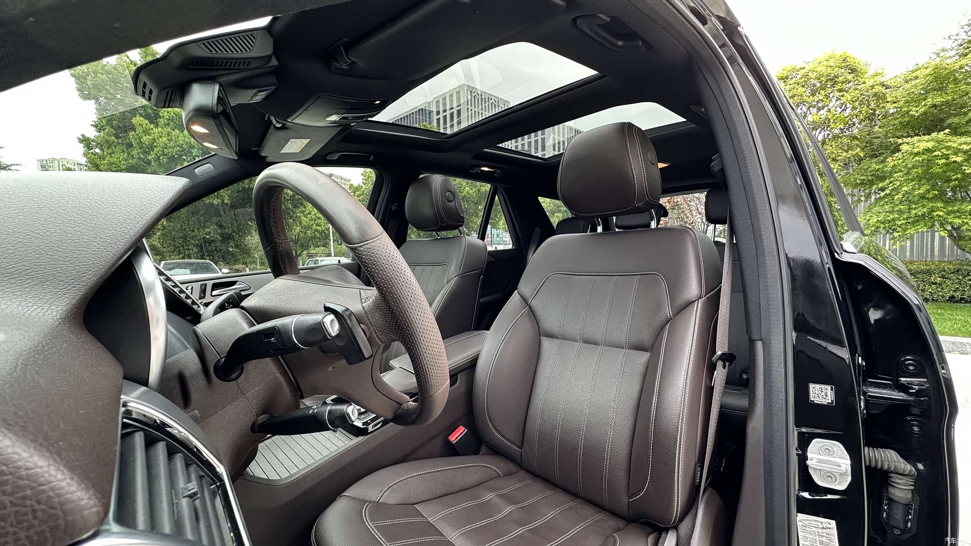 Mercedes-Benz GLE, 2015 10