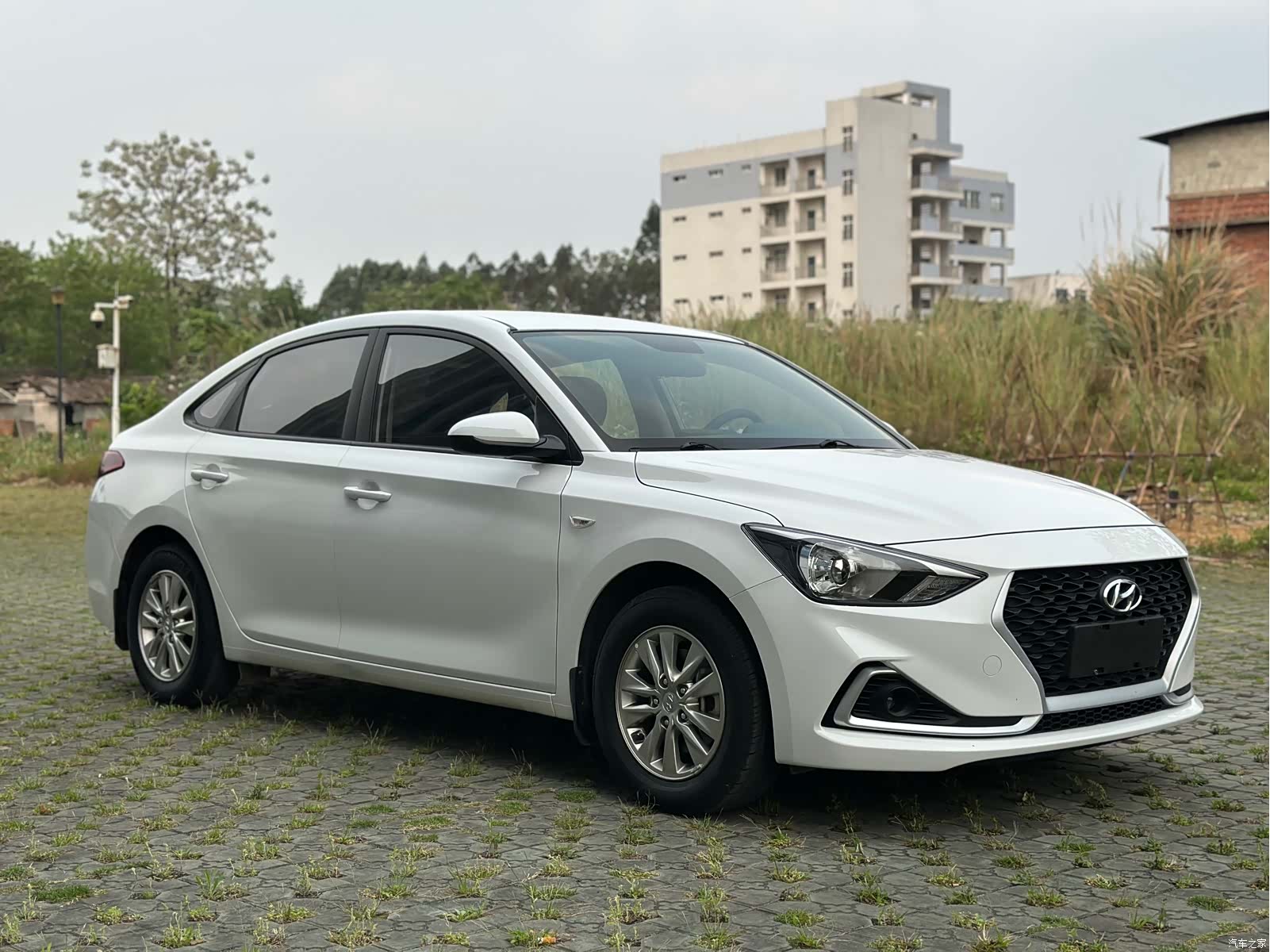 Hyundai GL, 2019 3