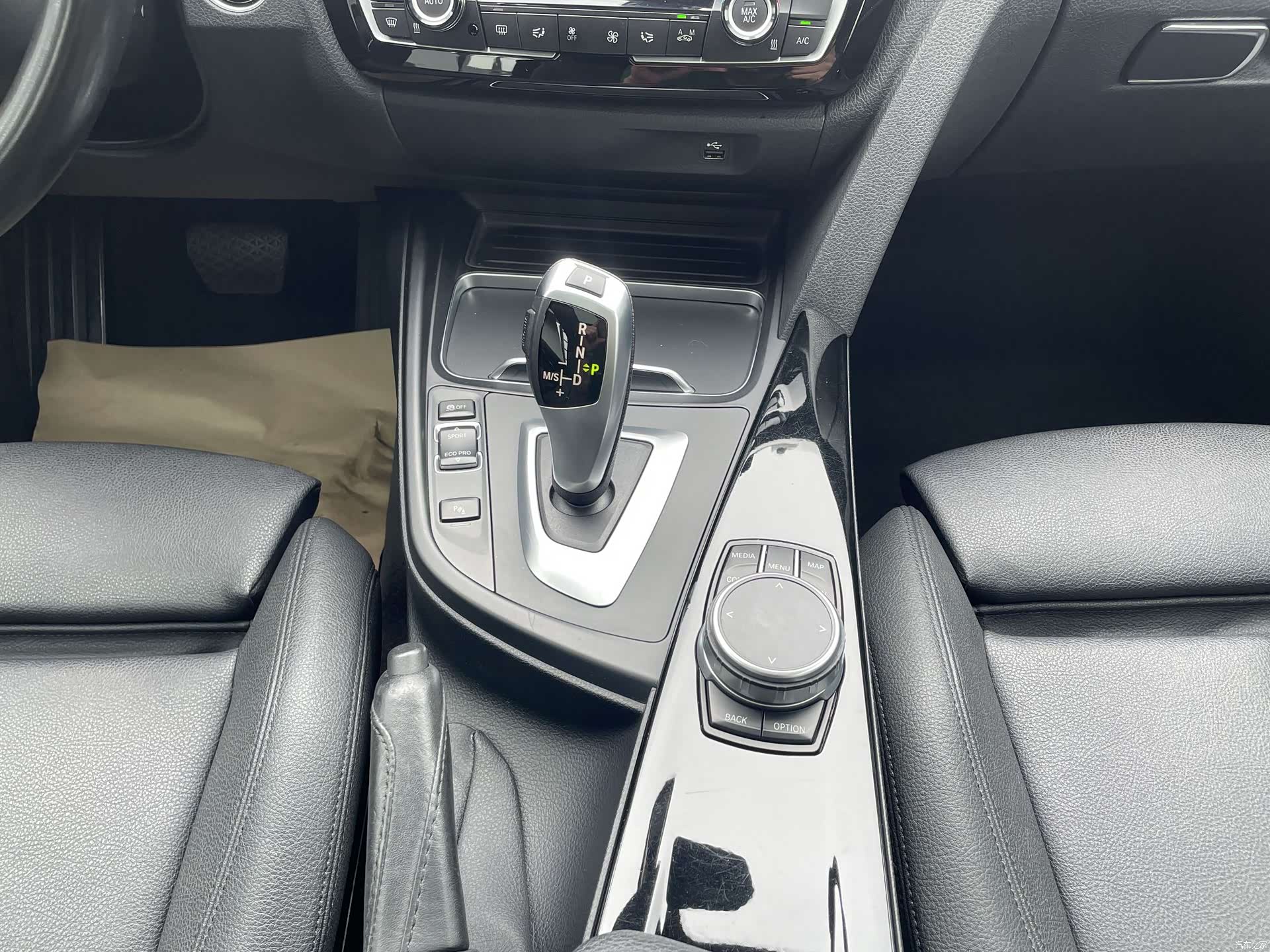 BMW 3 Series, 2020 12