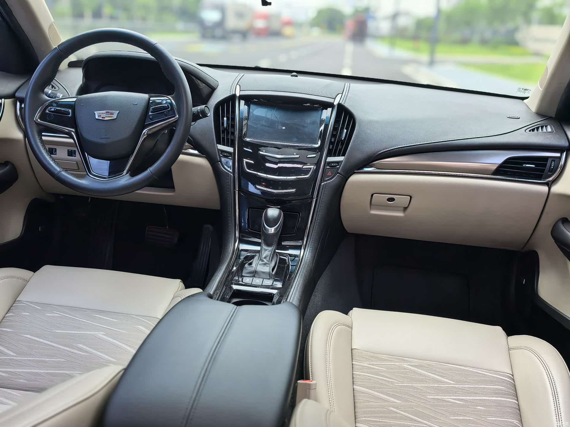 Cadillac ATS-L, 2017 9