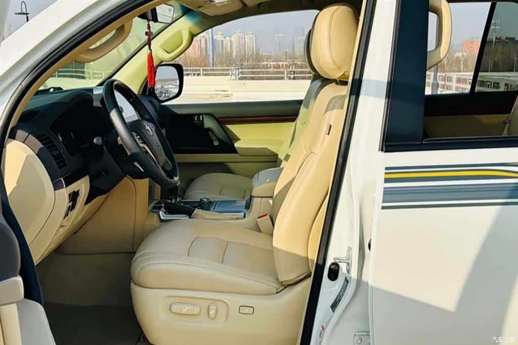 Toyota Land Cruiser, 2018 11