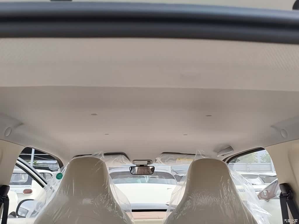 Wuling MINIEV, 2026 18