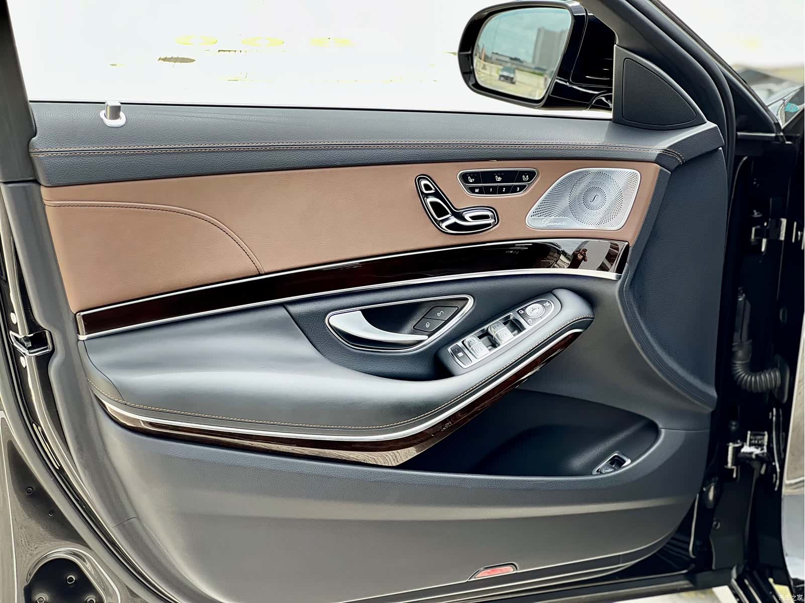 Maybach S-Class, 2018 11