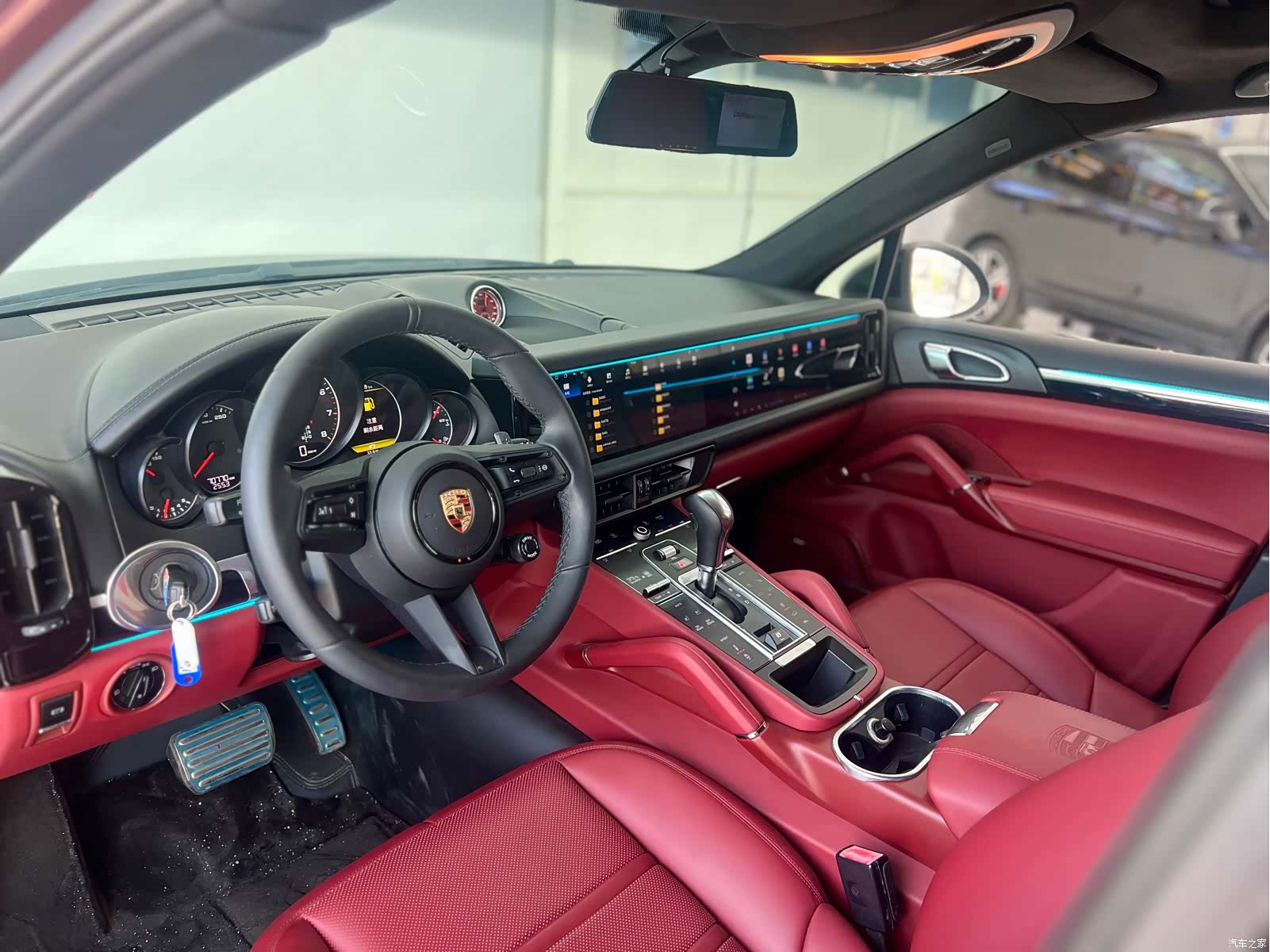 Porsche Cayenne, 2012 8