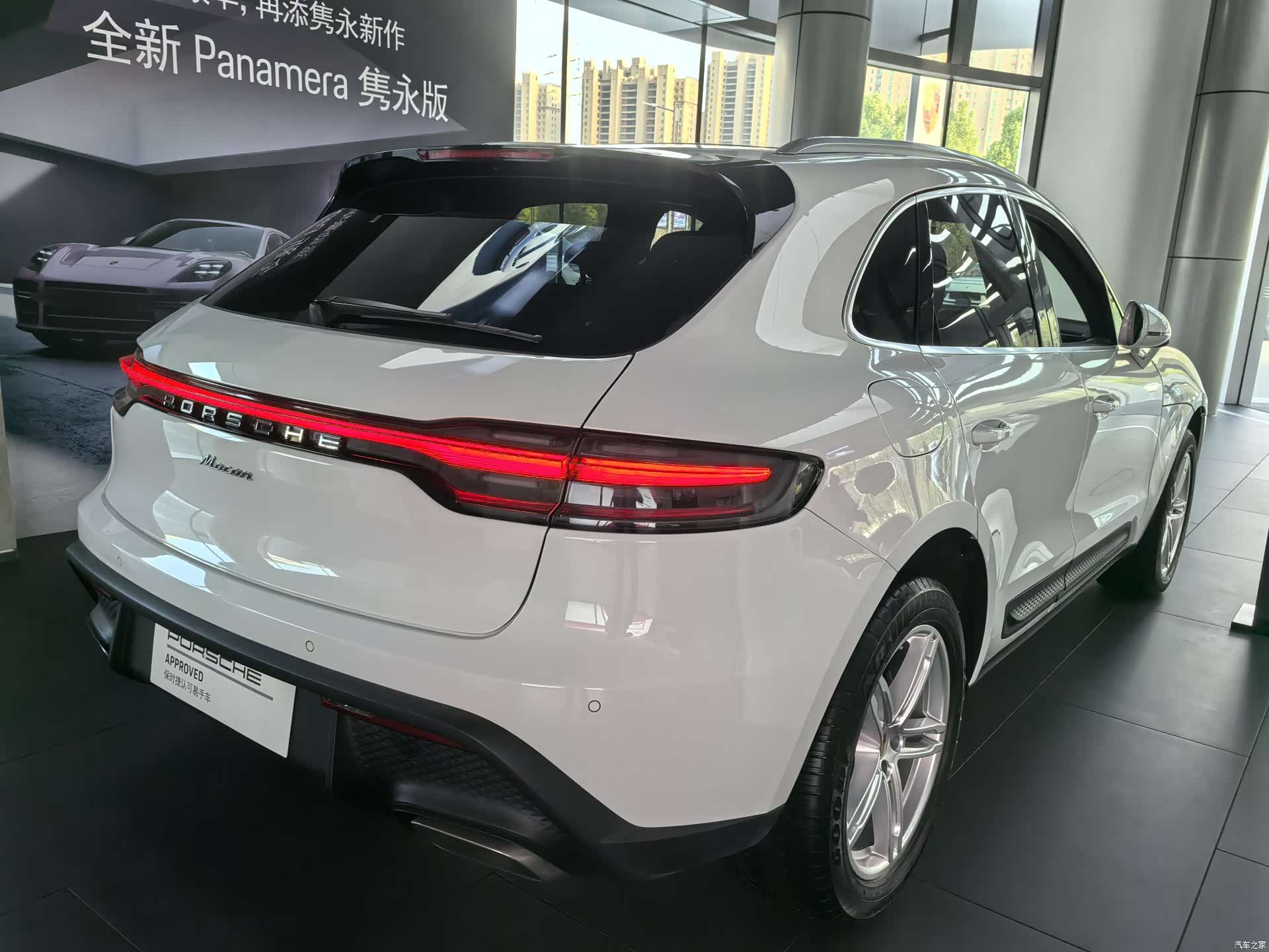 Porsche Macan, 2025 9