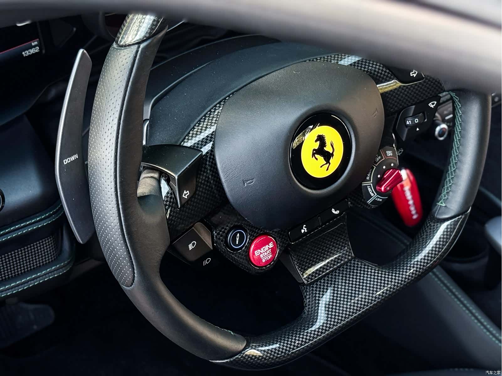 Ferrari F8, 2021 16