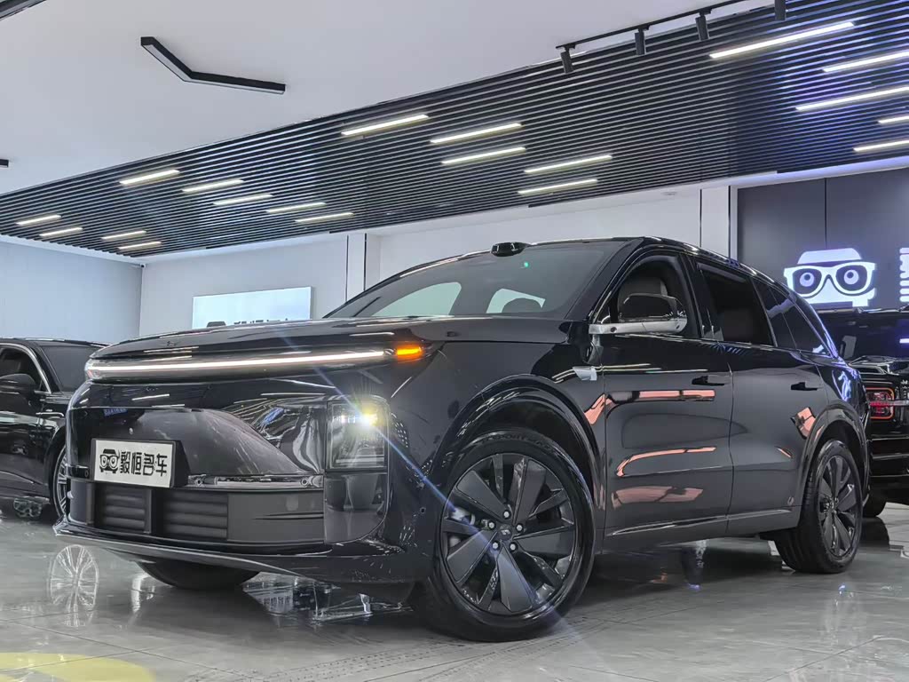 Li Auto L6