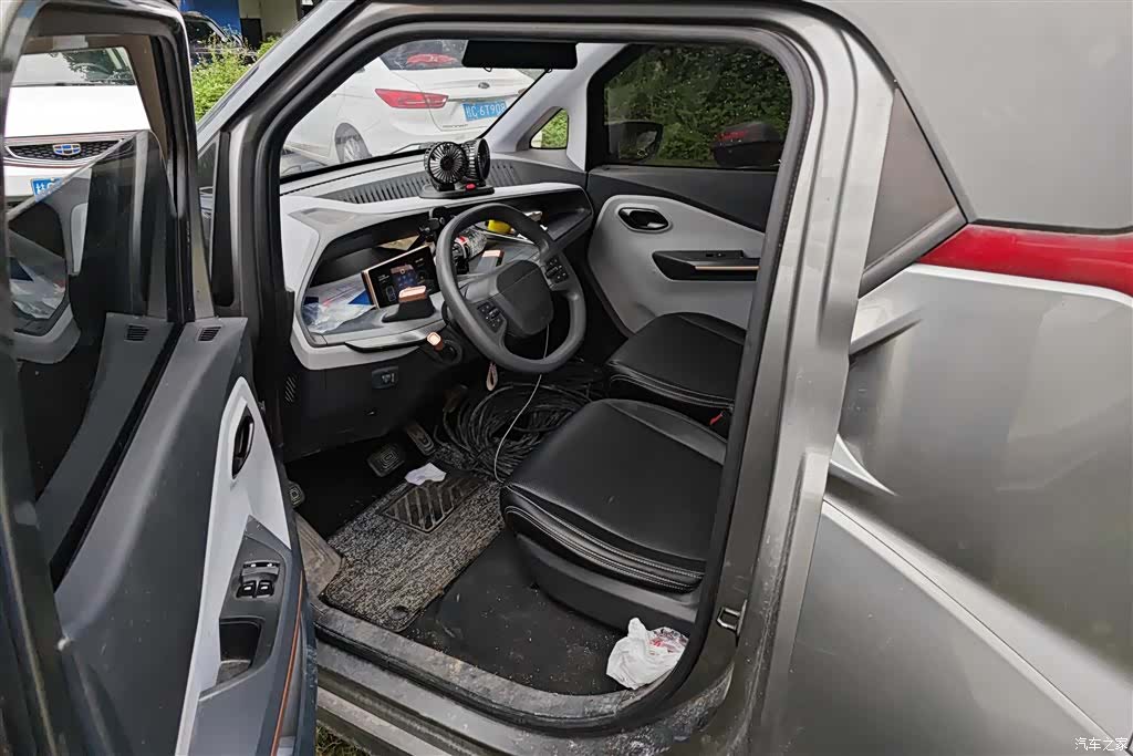 Wuling E200, 2020 9