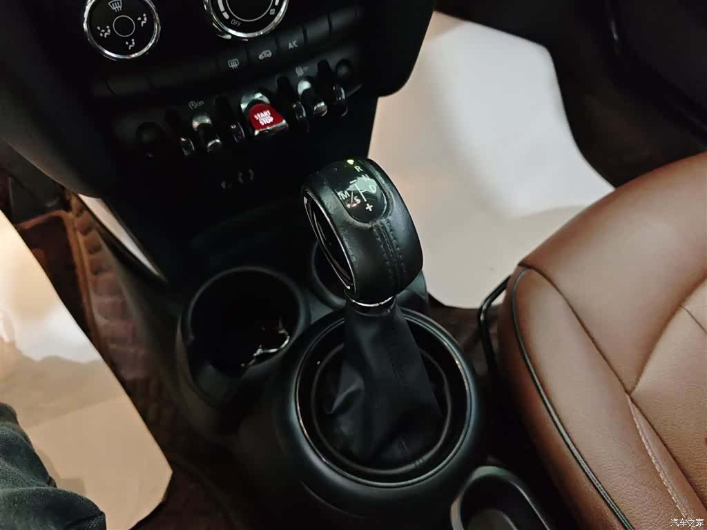 Mini ONE, 2017 14