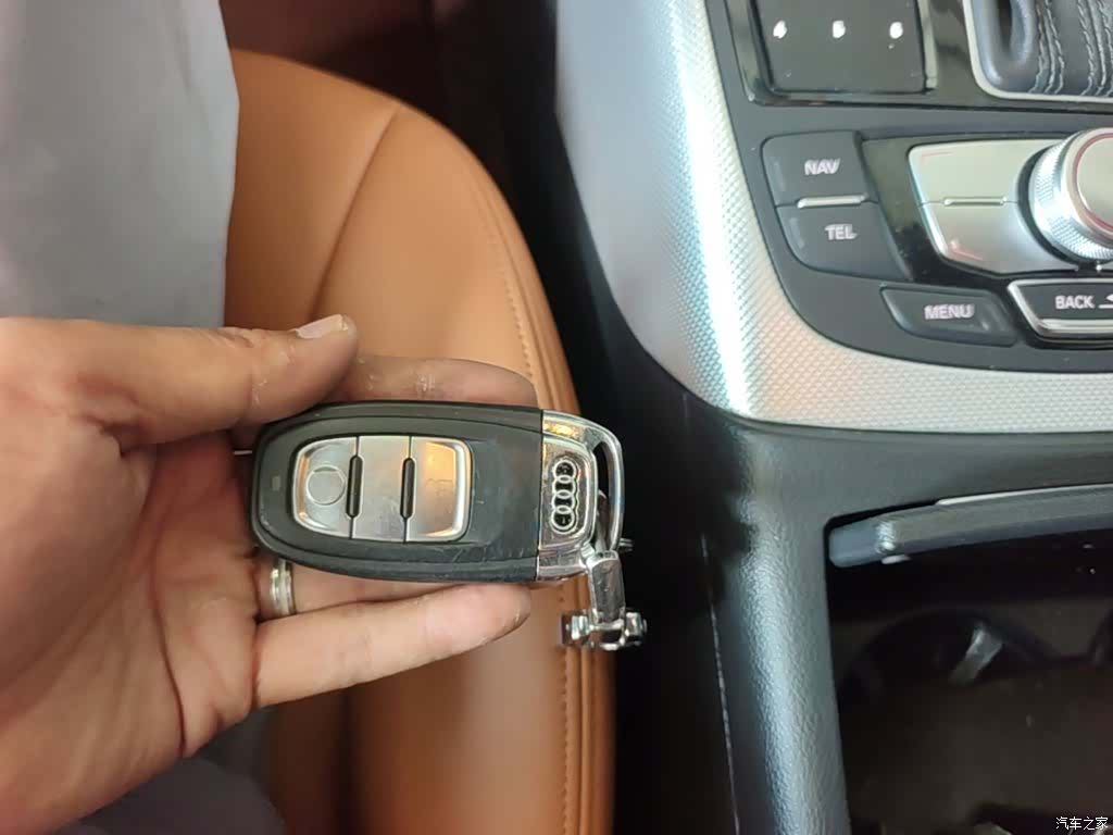 Audi A6L, 2015 9
