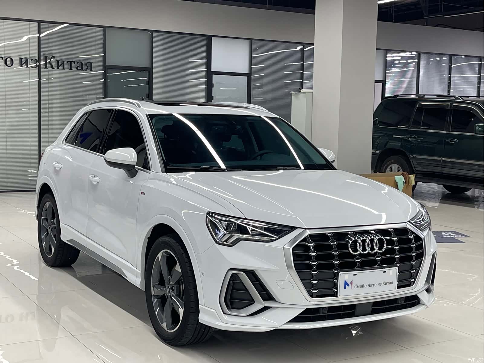 Audi Q3, 2022 3