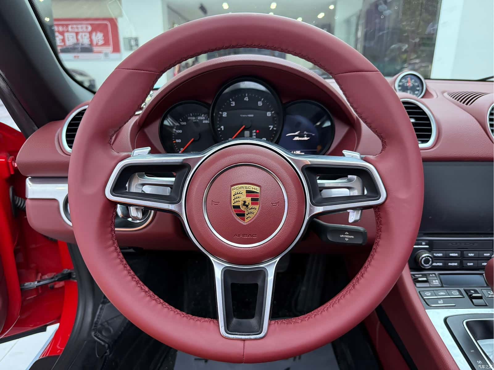 Porsche Boxster, 2017 12