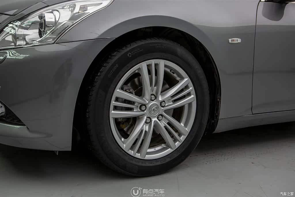 Infiniti G37, 2011 13