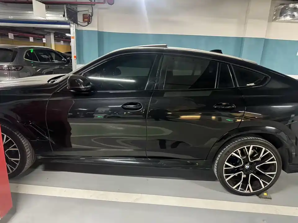 BMW X6 M