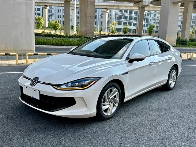 Volkswagen Lamando 2023 — купить из Китая под заказ