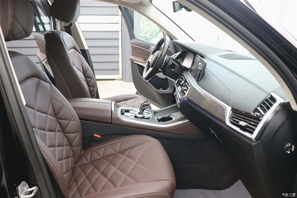 BMW X5, 2023 23