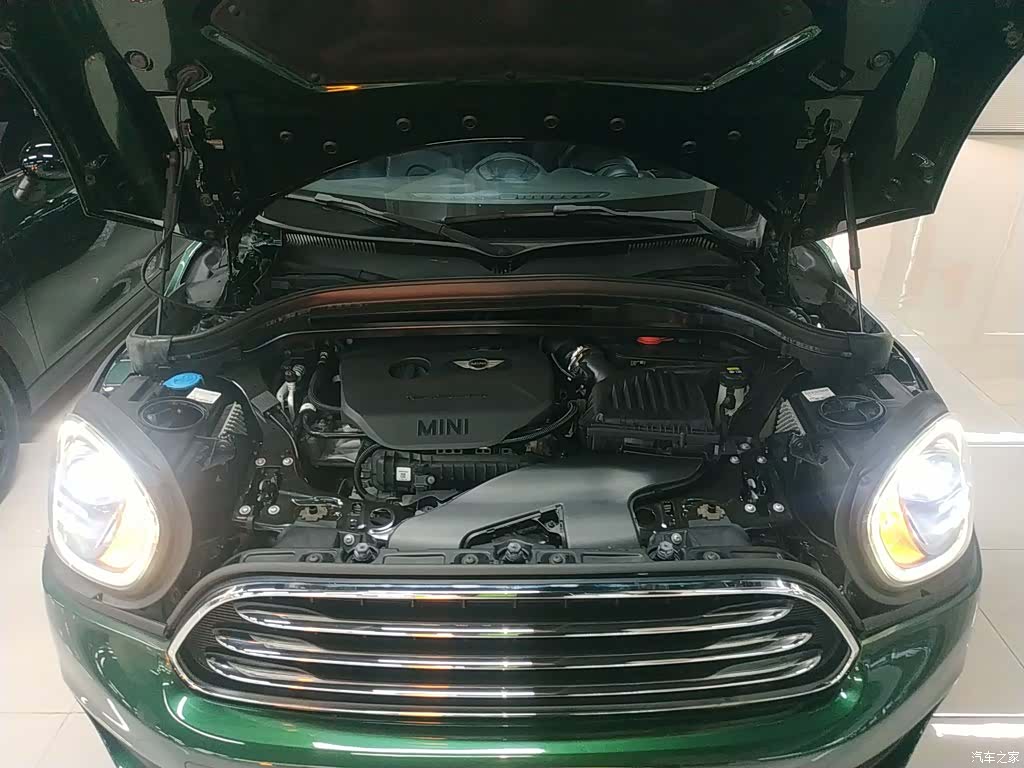 Mini Countryman, 2018 16