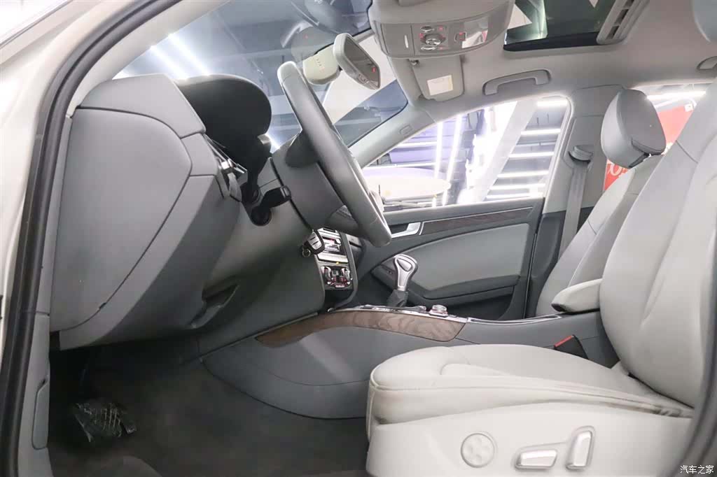 Audi A4L, 2015 14
