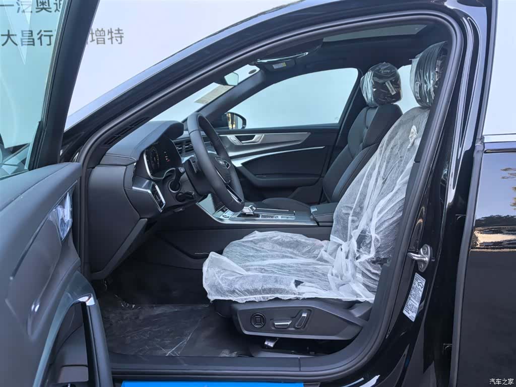 Audi A6L, 2025 13