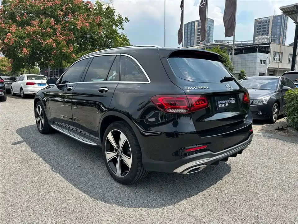 Mercedes-Benz GLC Mercedes-Benz GLC