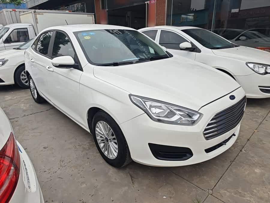 Ford Focus 2017, фото 4