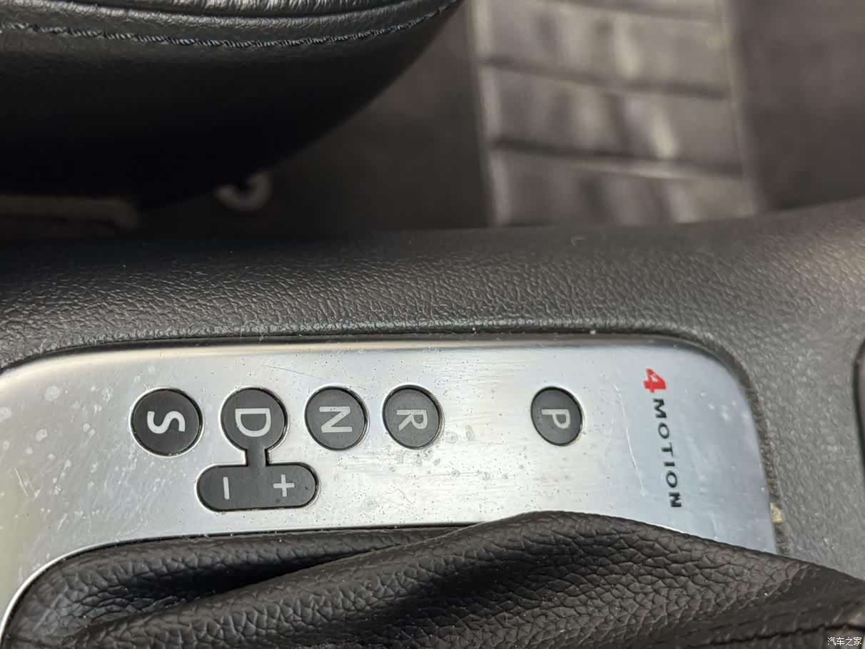 Volkswagen Tiguan, 2013 9