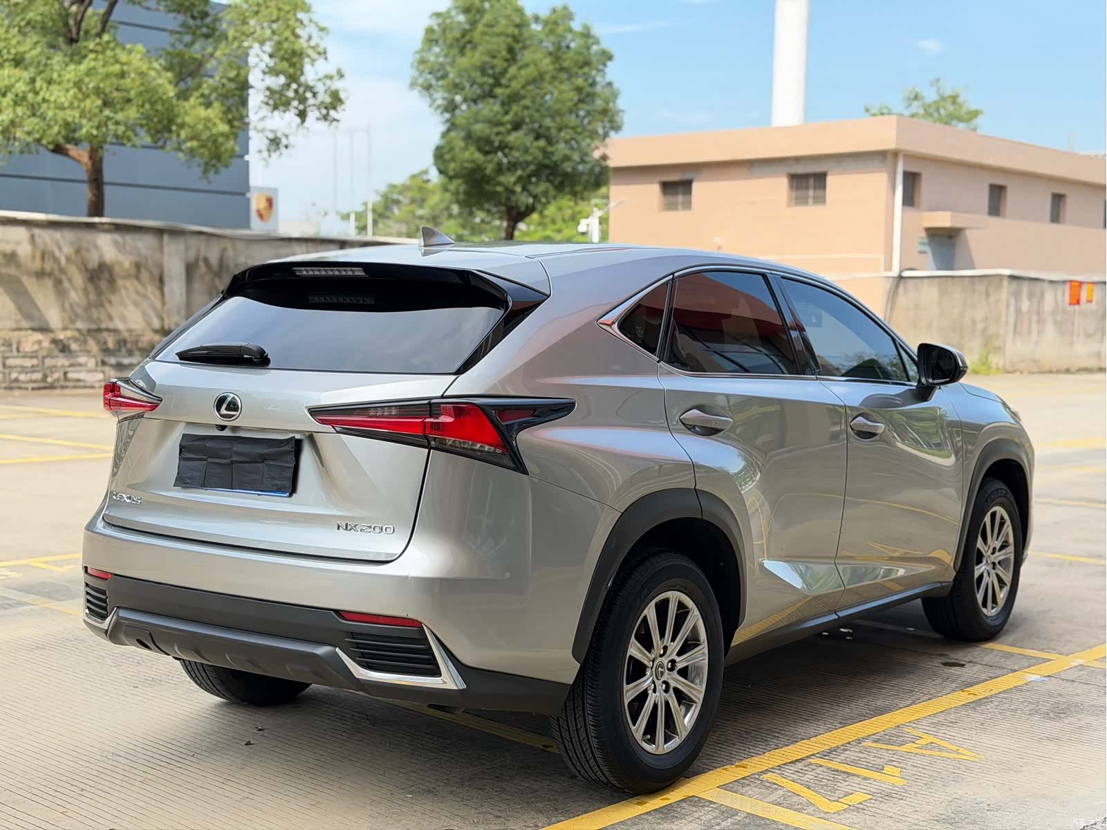 Lexus NX, 2021 4