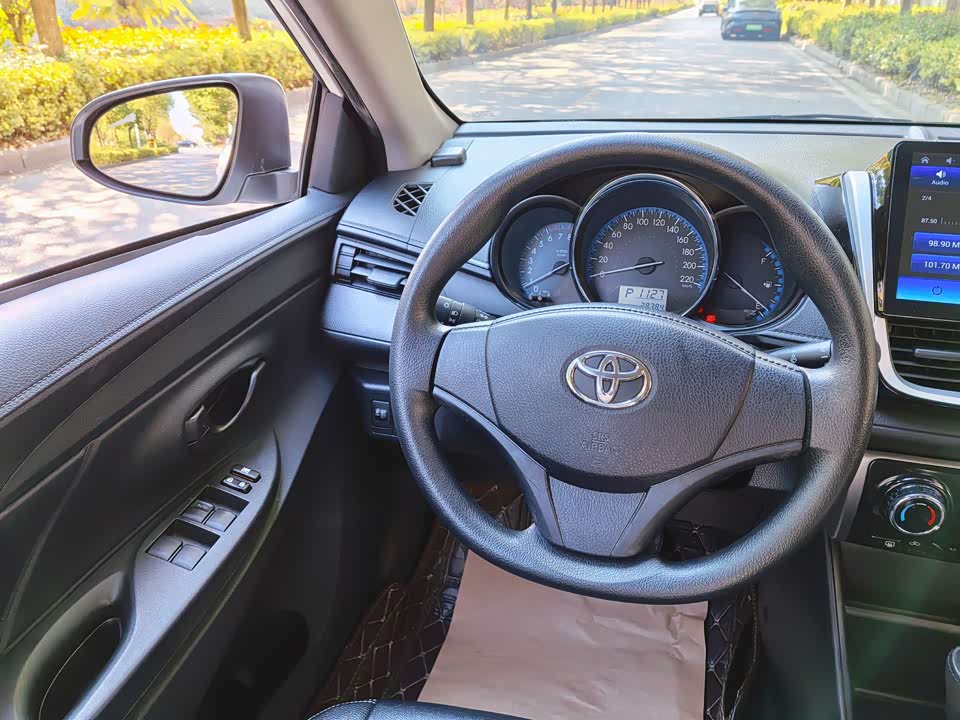 Toyota Vios FS
