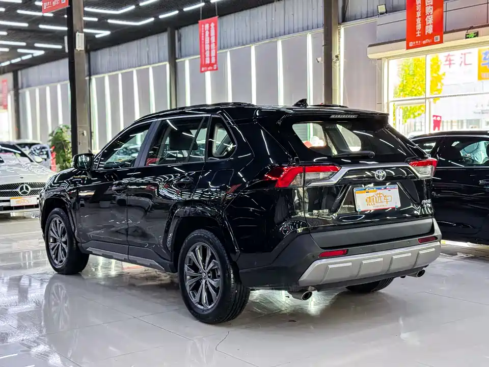 Toyota RAV4 Rongfang