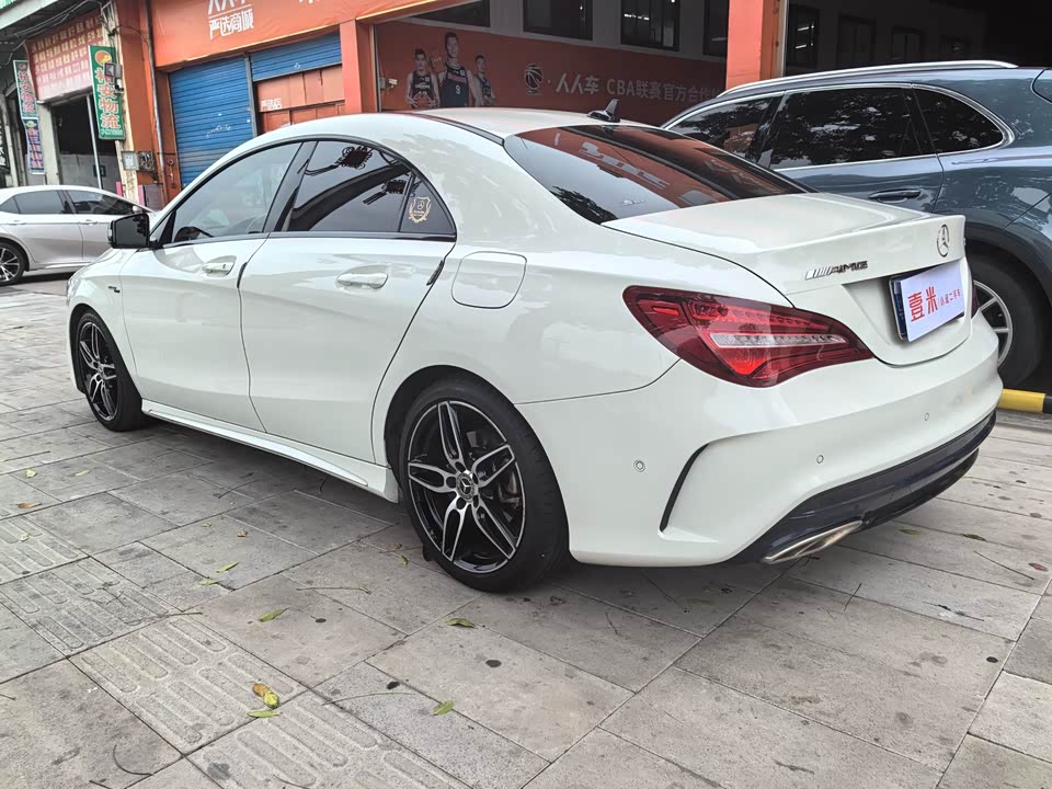 Mercedes-Benz CLA