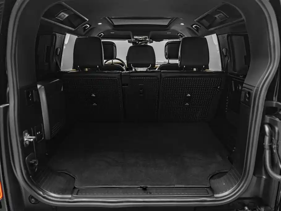 Land Rover guard