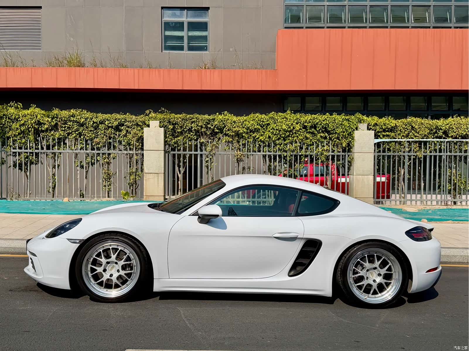 Porsche Cayman, 2017 8