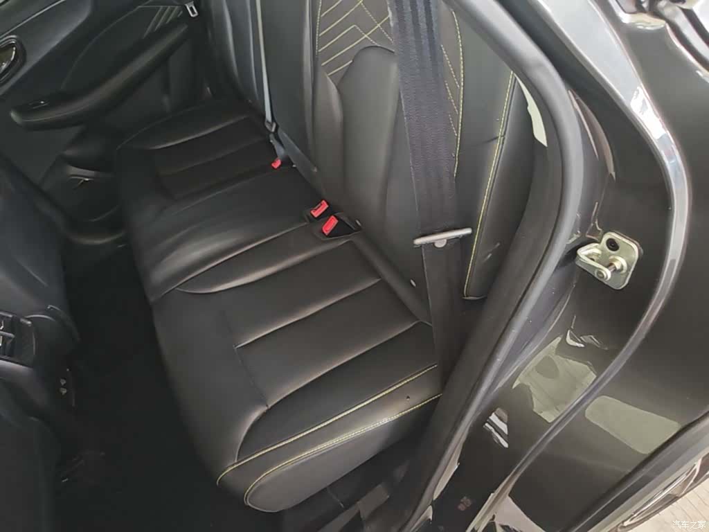 Roewe RX5, 2021 17