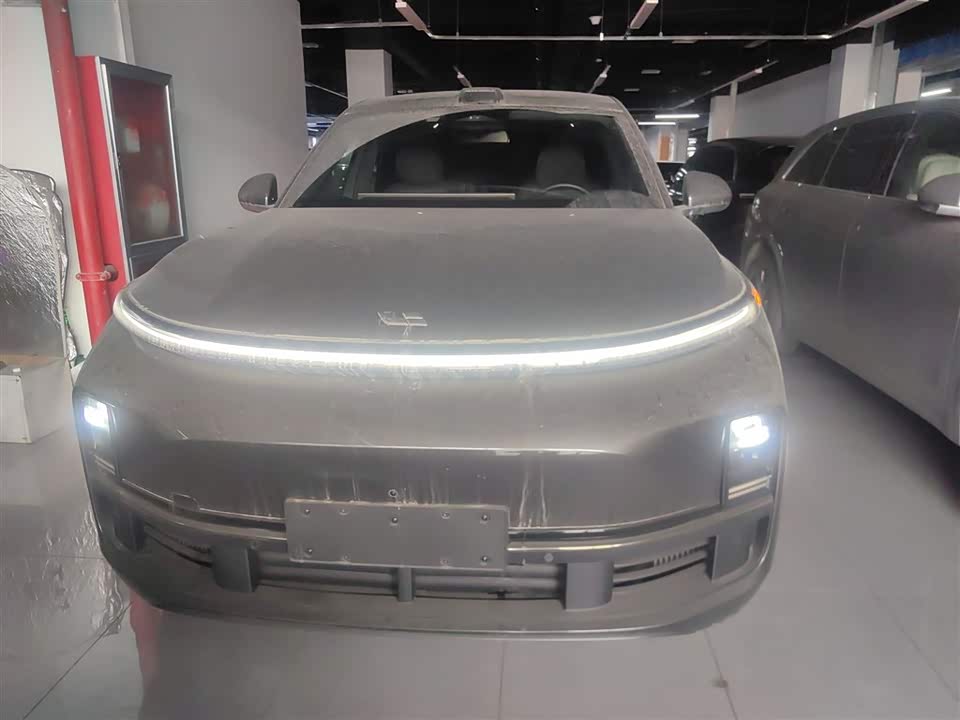 Li Auto Ideal L8