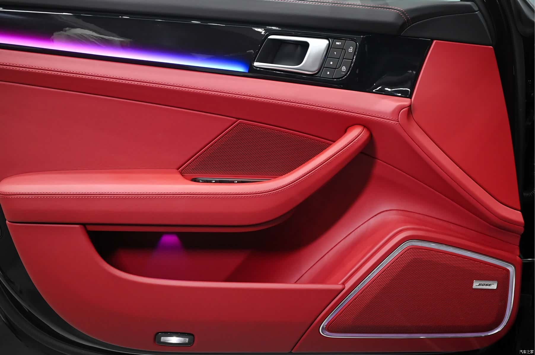 Porsche Panamera, 2023 9
