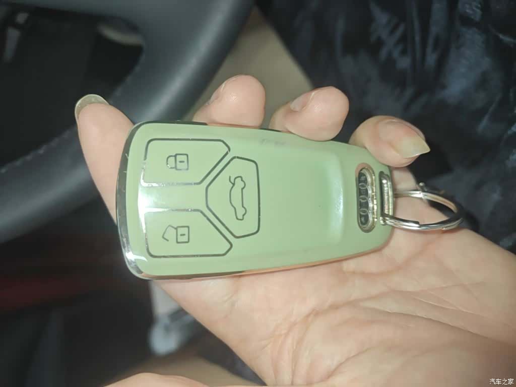 Audi A4L, 2017 9