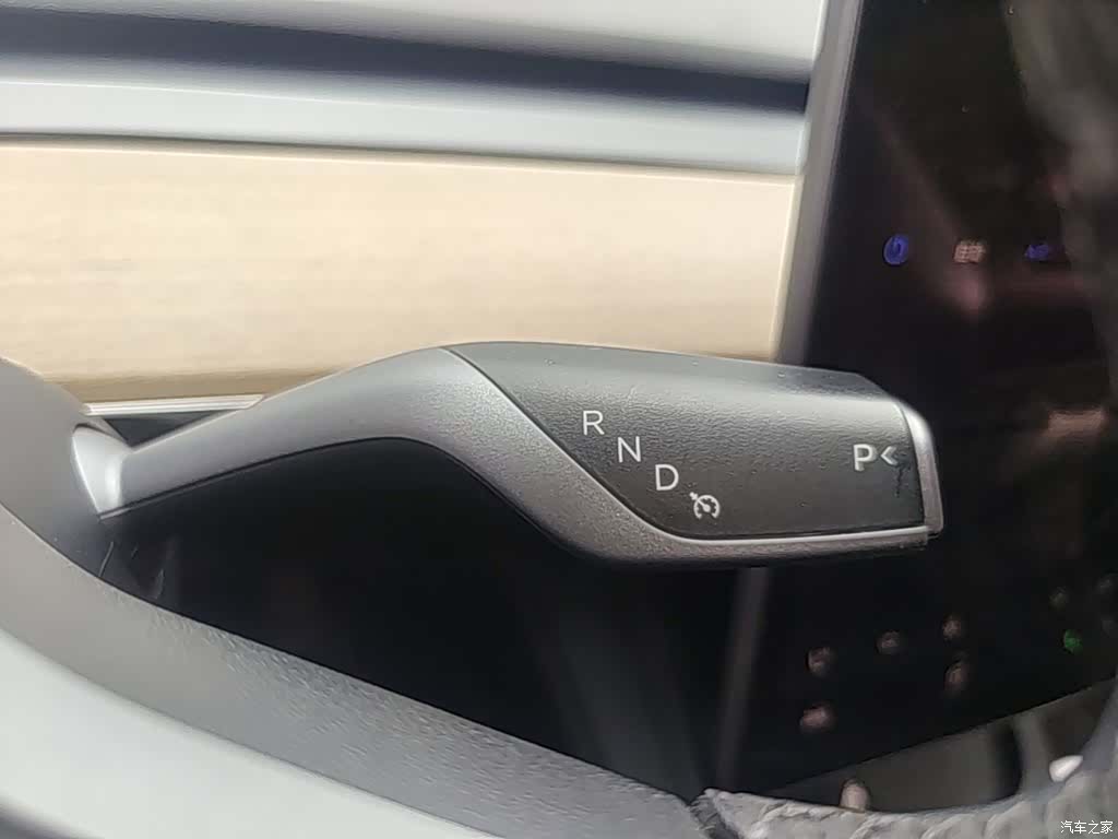Tesla Model 3, 2022 14