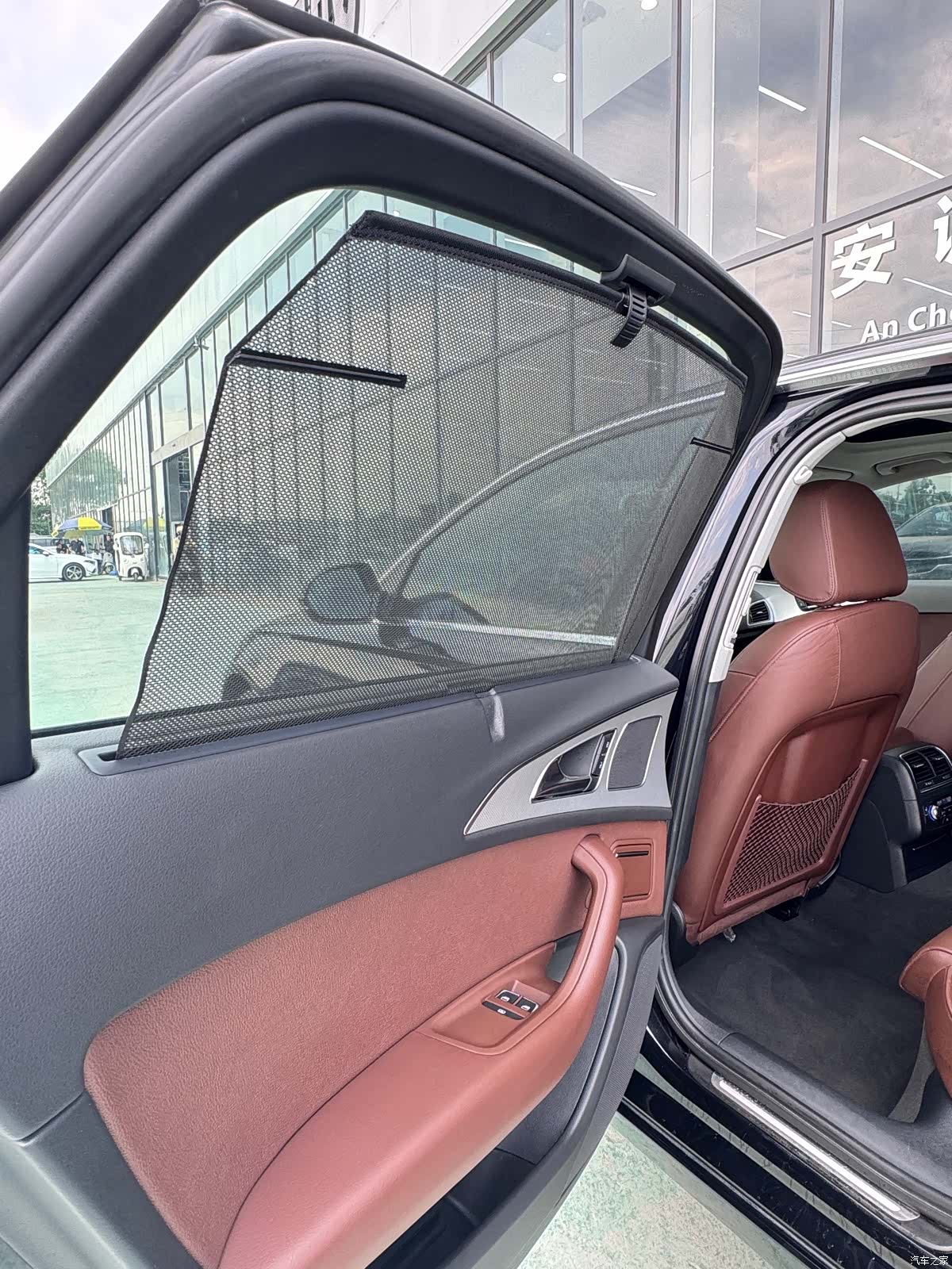 Audi A6L, 2014 13