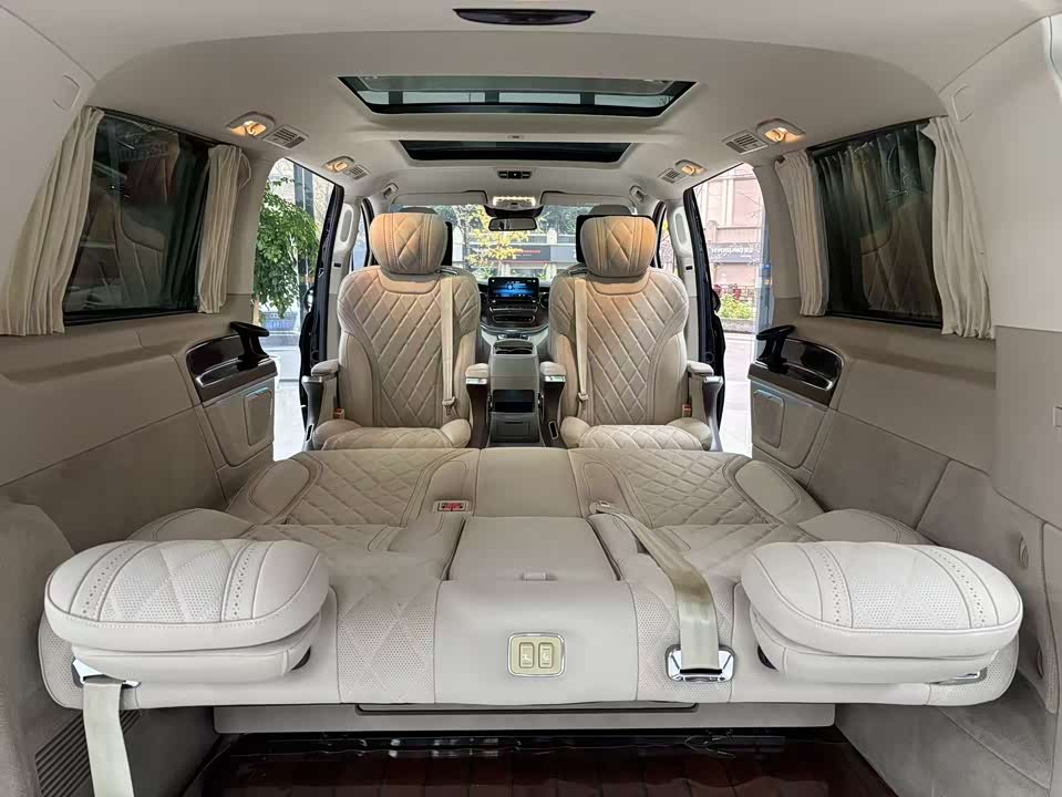 Mercedes-Benz V-class