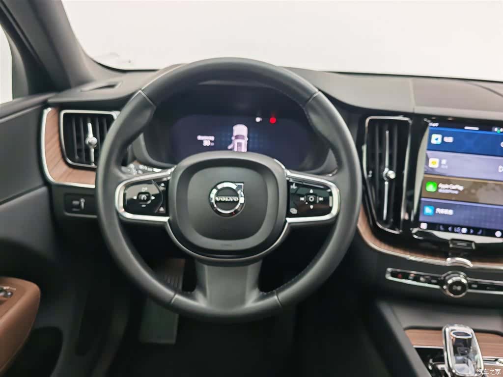Volvo XC60, 2021 11