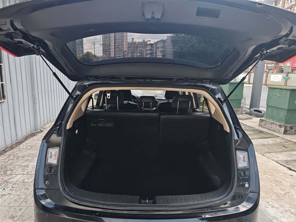 Wuling 560, 2016 19