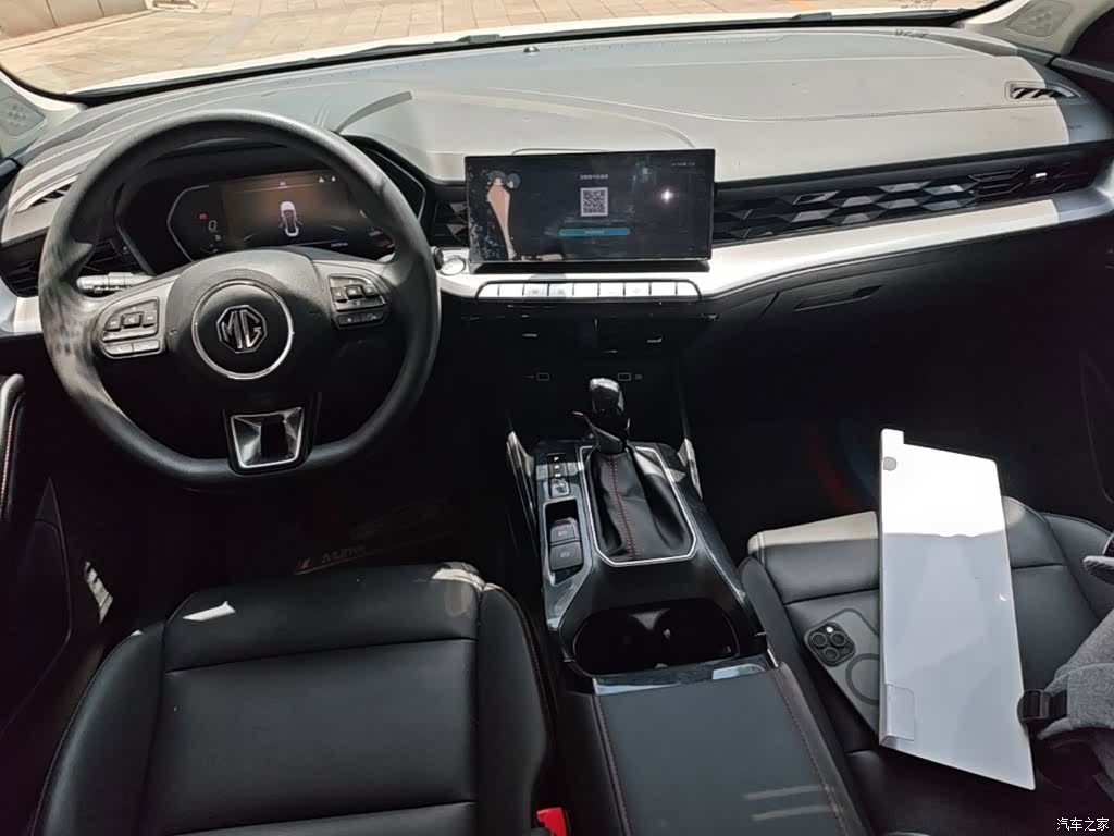 MG MG5, 2024 10