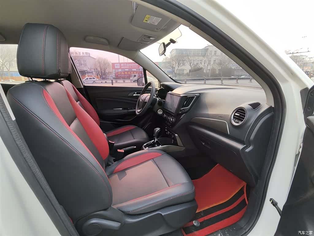 Changan CS15, 2017 15