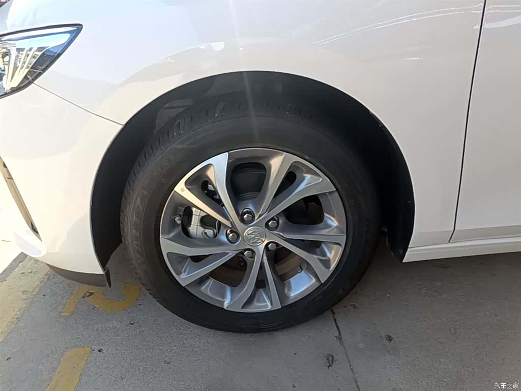 Buick Verano, 2025 23