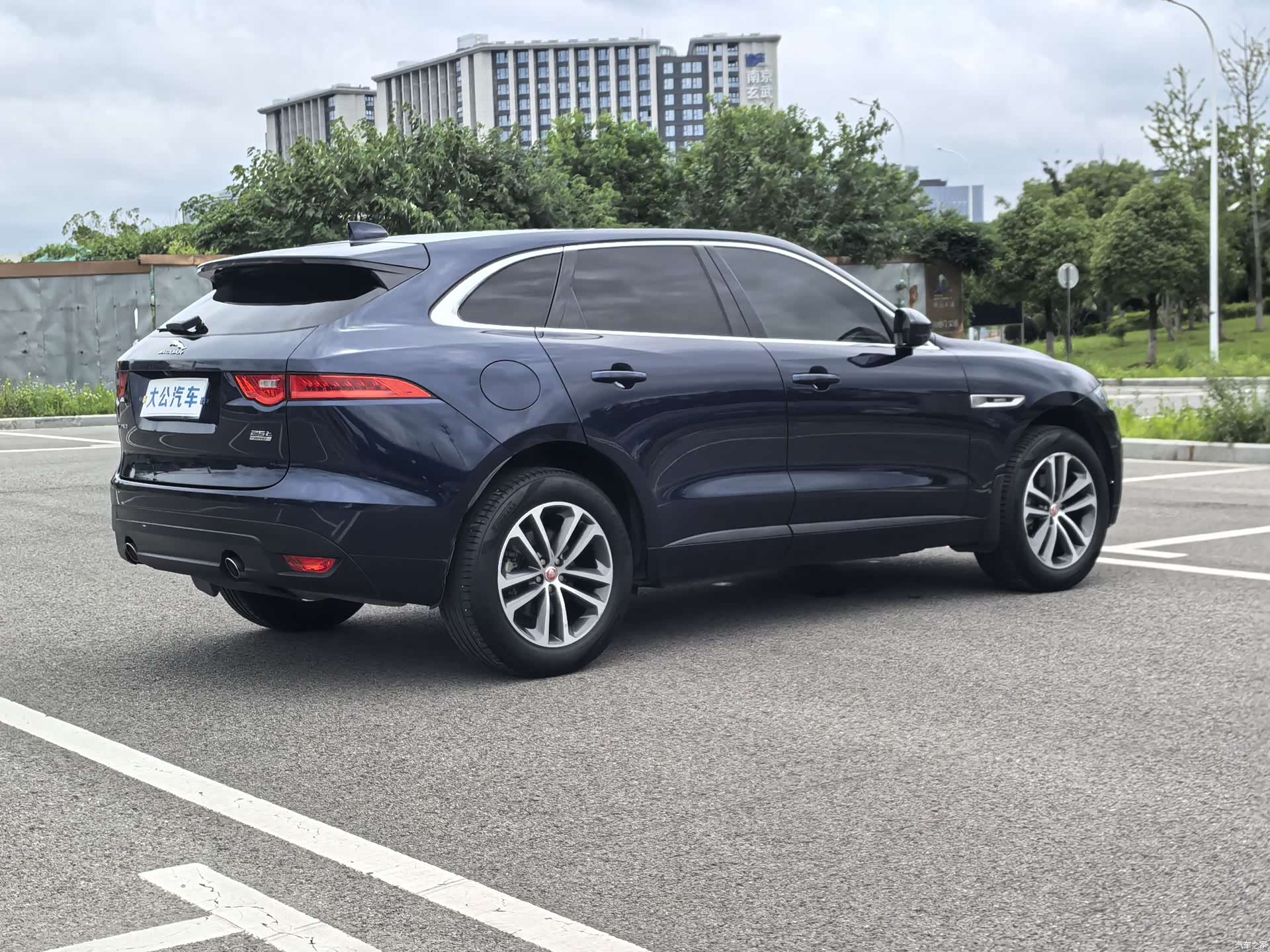 Jaguar F-PACE, 2018 16