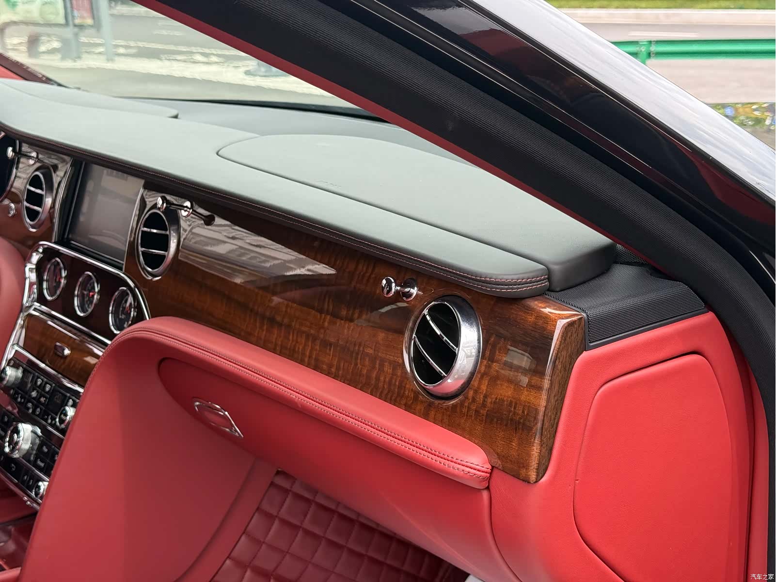 Bentley Mulsanne, 2018 20