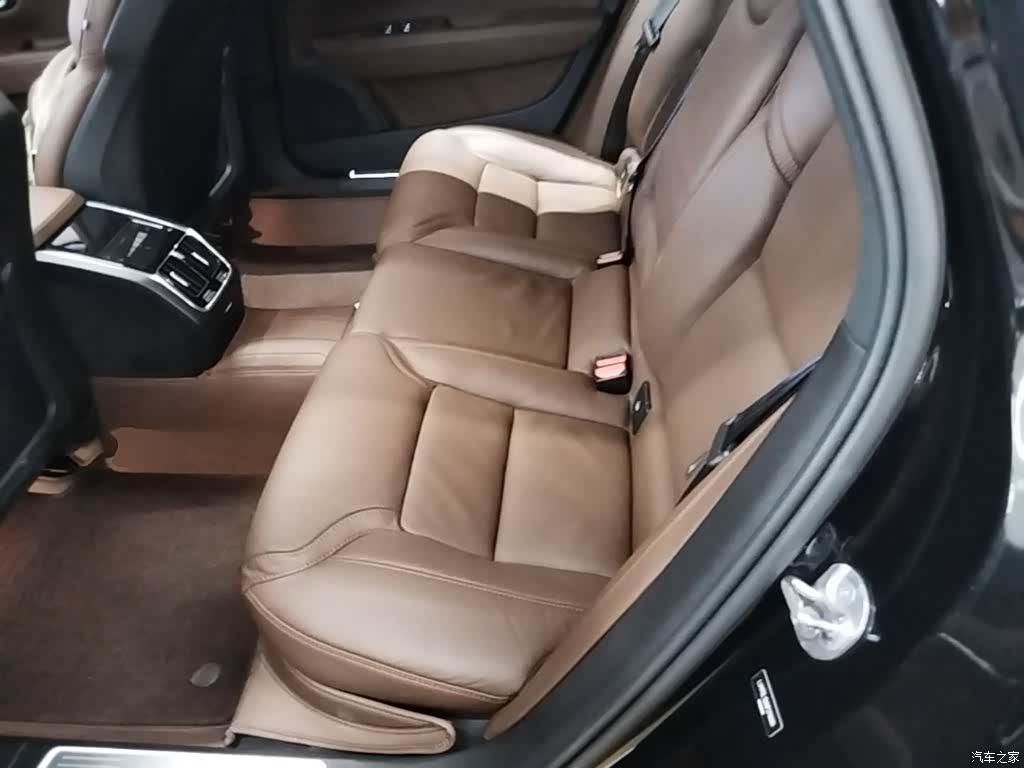 Volvo S90, 2022 17