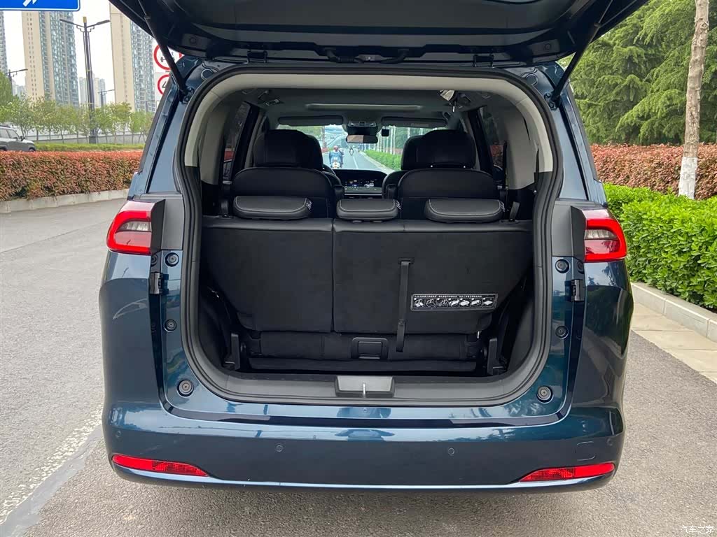 Trumpchi M6, 2024 15