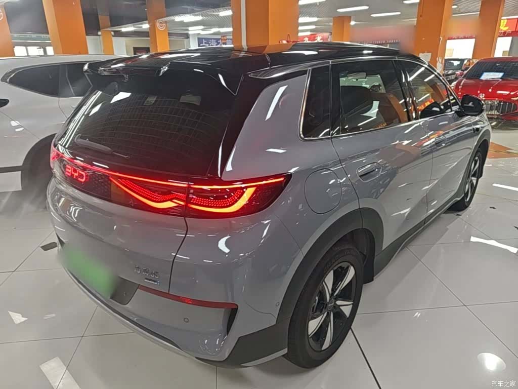 BYD HiAce, 2026 7