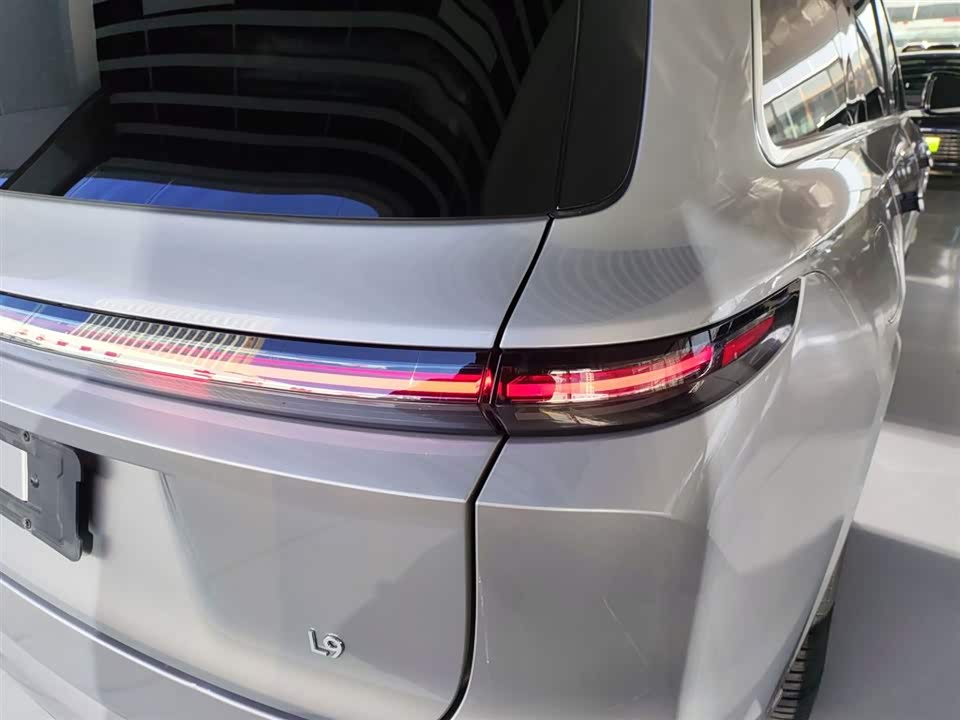 Li Auto Ideal L9